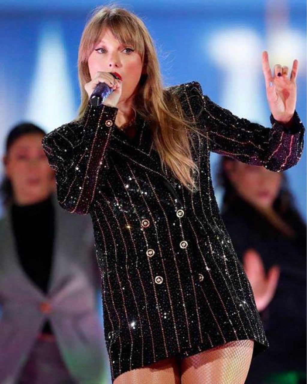 Taylor-Swift-Eras-Tour-2023-Black-Coat