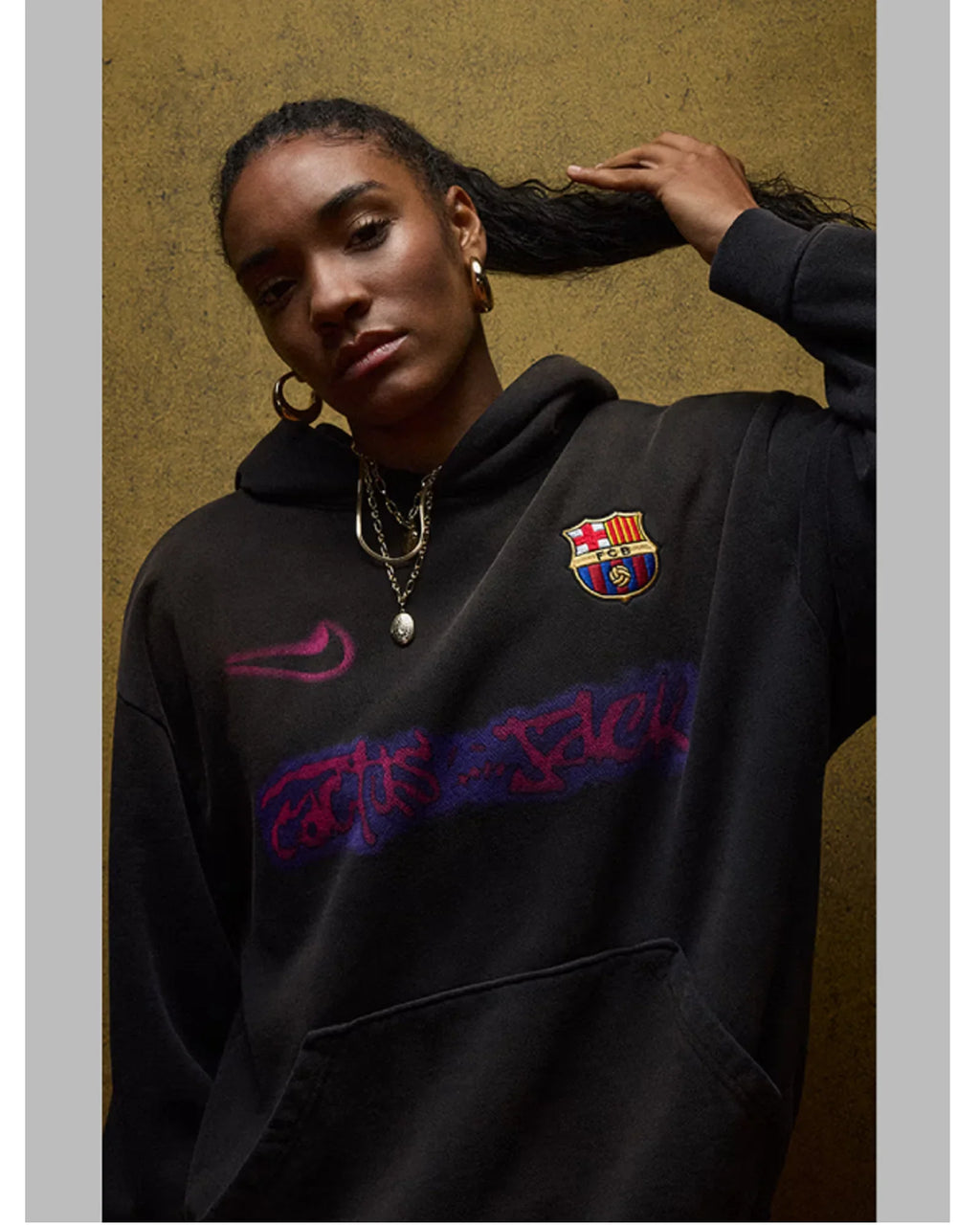 Travis-Scott-Barcelona-Hoodie