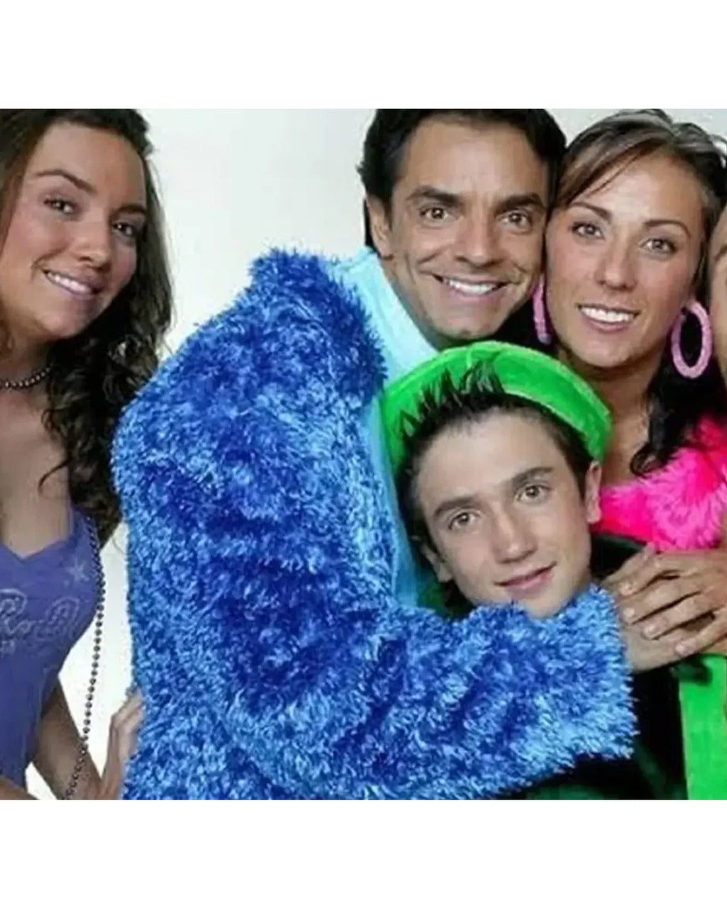 Ludovico-P-Luche-Familia-Blue-Suit