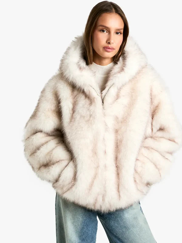 Boohoo-Vintage-Look-Faux-Fur-Jacket-Back