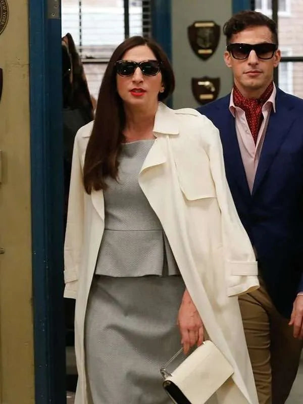 Brooklyn Nine-Nine S06 Chelsea Peretti White Coat