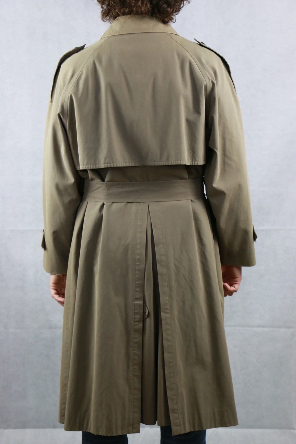 Elegant vintage Burberry coat
