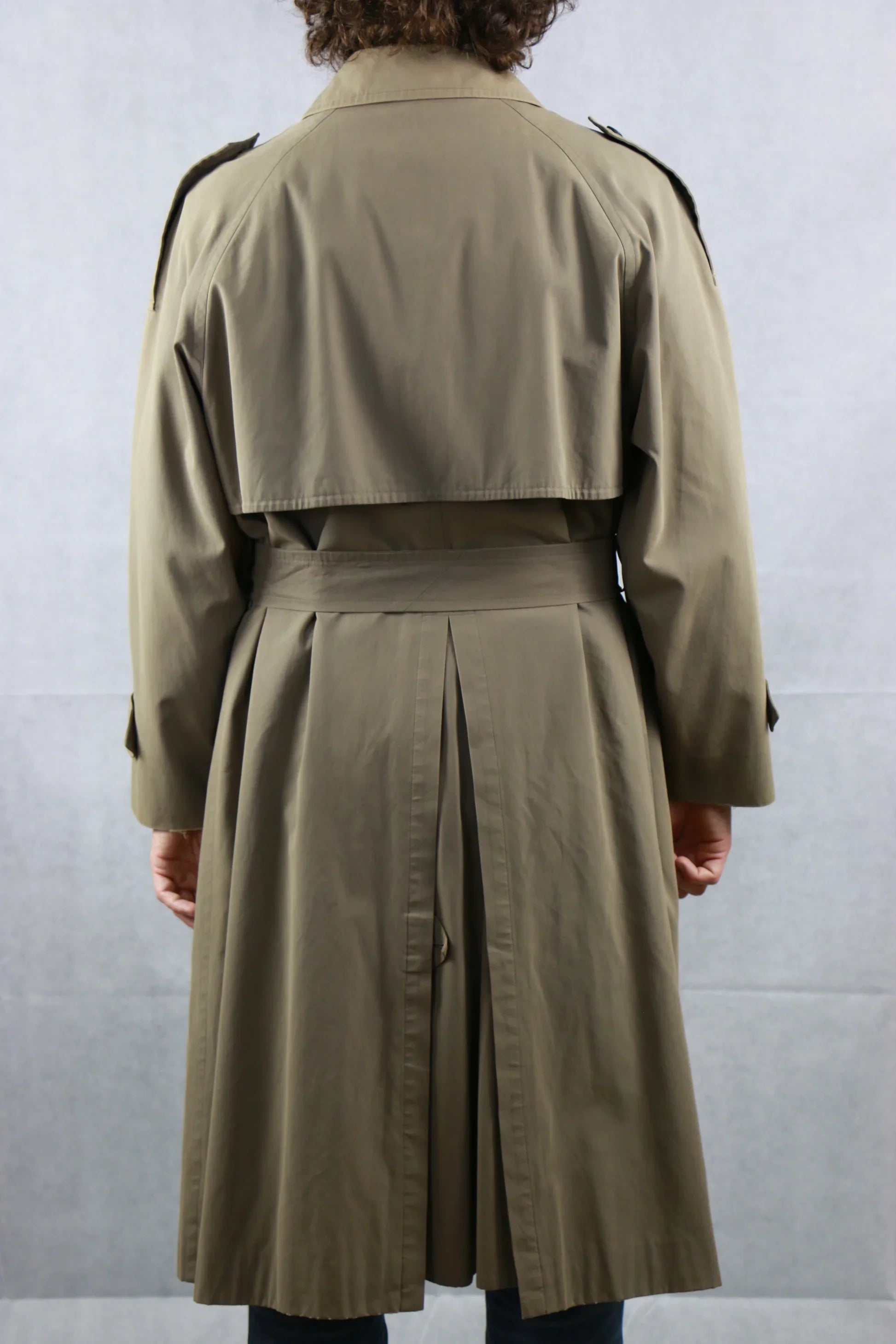 Elegant vintage Burberry coat