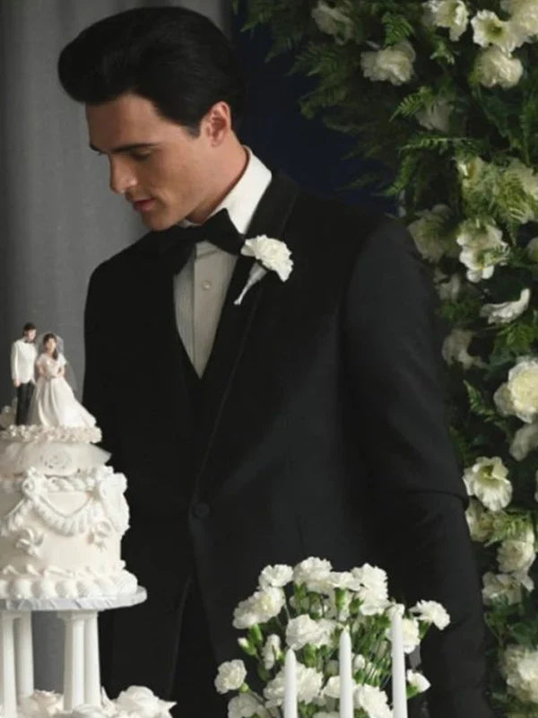 Elvis-Priscilla-2023-Jacob-Elordi-Black-Suit