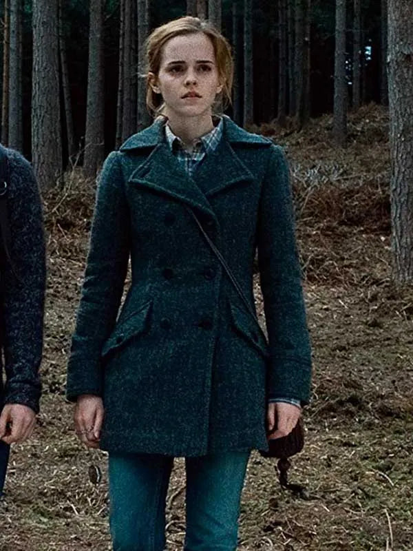 Emma-Watson-Harry-Potter-and-the-Deathly-Hallows-Coat