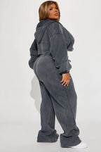 Fashion-Nova-Charcoal-On-The-Go-Fleece-Pant-Set