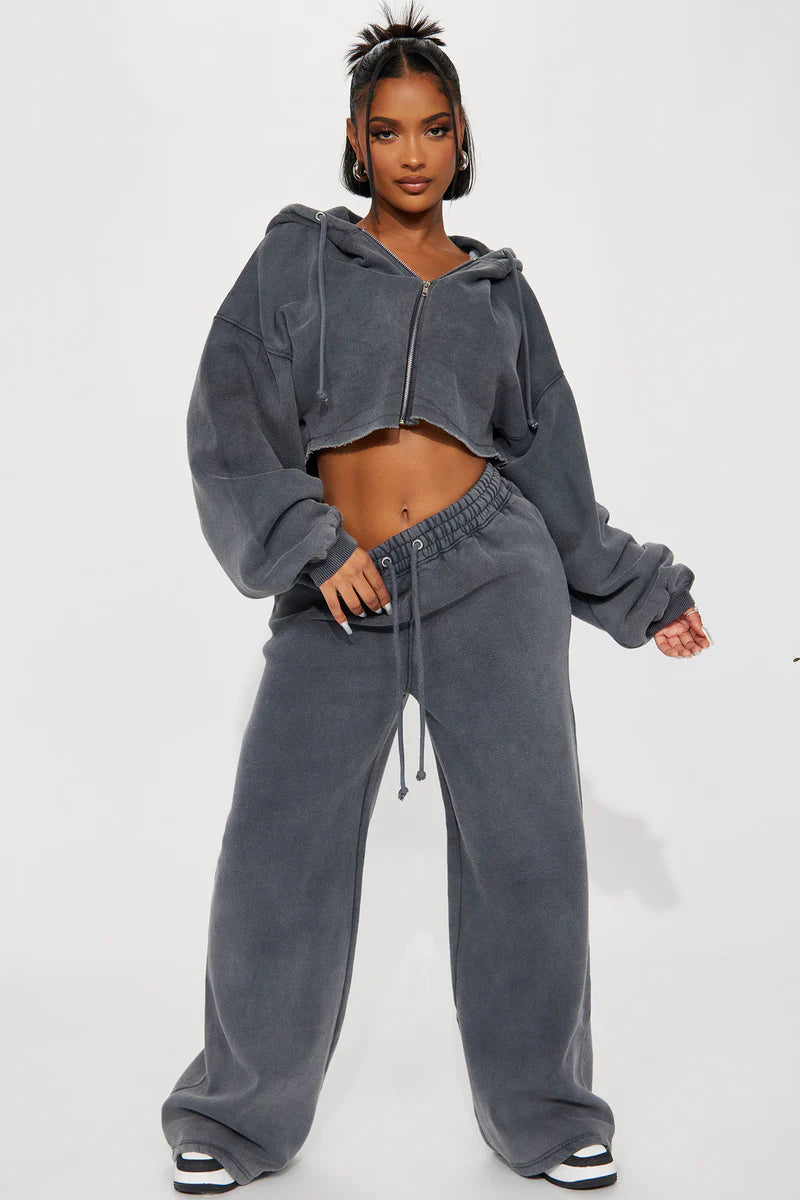 Fashion-Nova-On-The-Go-Fleece-Pant-Set