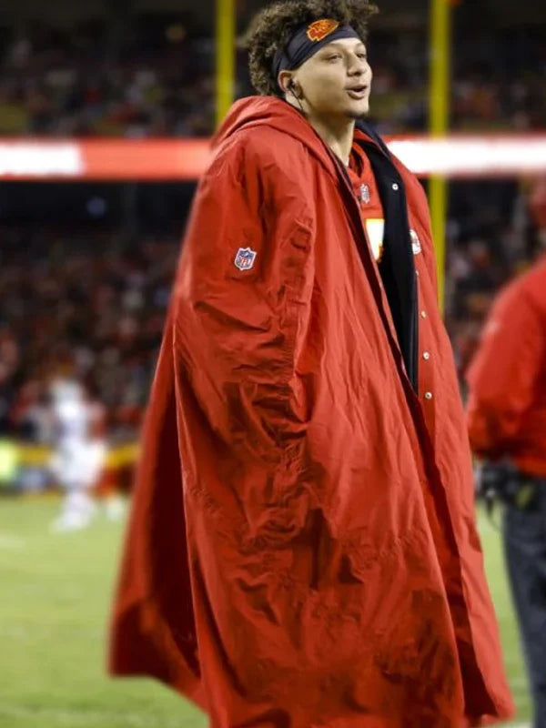 Kansas-City-Chiefs-Sideline-Cape-Coat