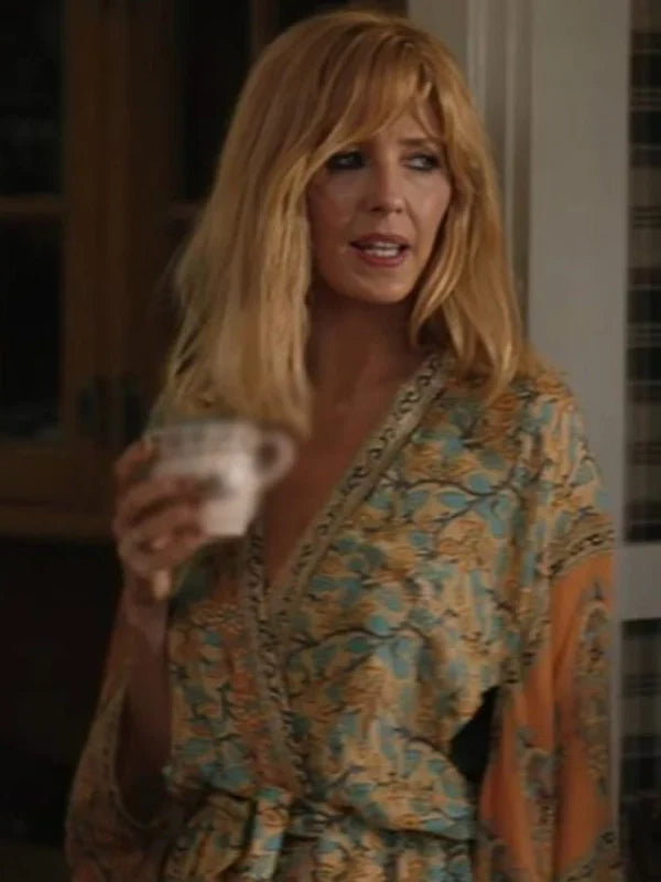 Kelly-Reilly-TV-Series-Yellowstone-Season-5-Beth-Dutton-Floral-Maxi-Robe