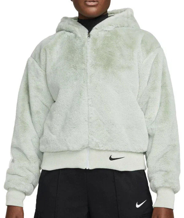 Nike Sportswear Essential Women's Oversized Faux Fur Puffer Jacket