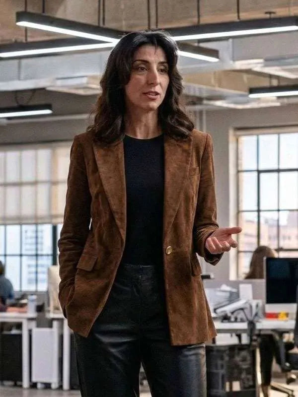 
Nikki Reynard CIA S01 Brown Suede Blazer