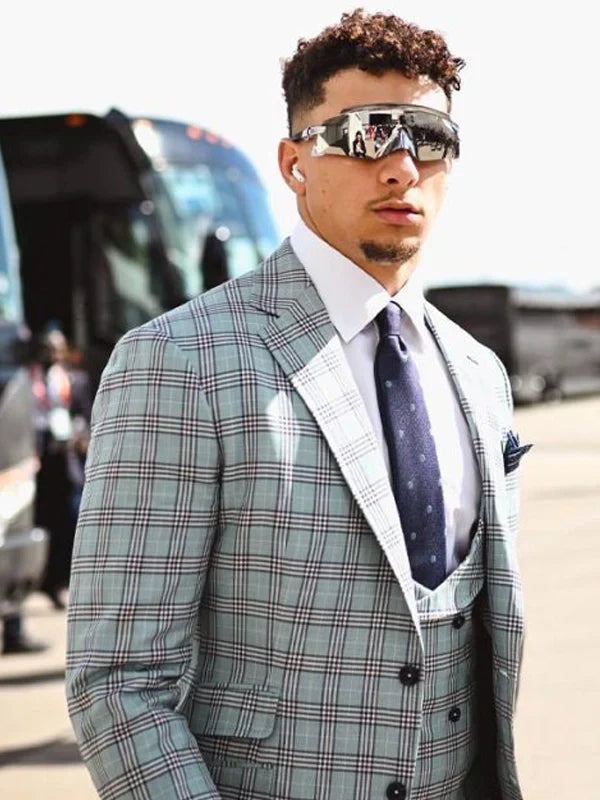 Patrick-Mahomes-Gray-Checkerd-Suit