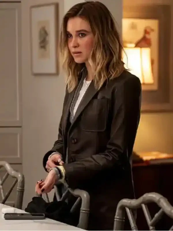 Scream-7-Isabel-May-BrownLeather-Blazer