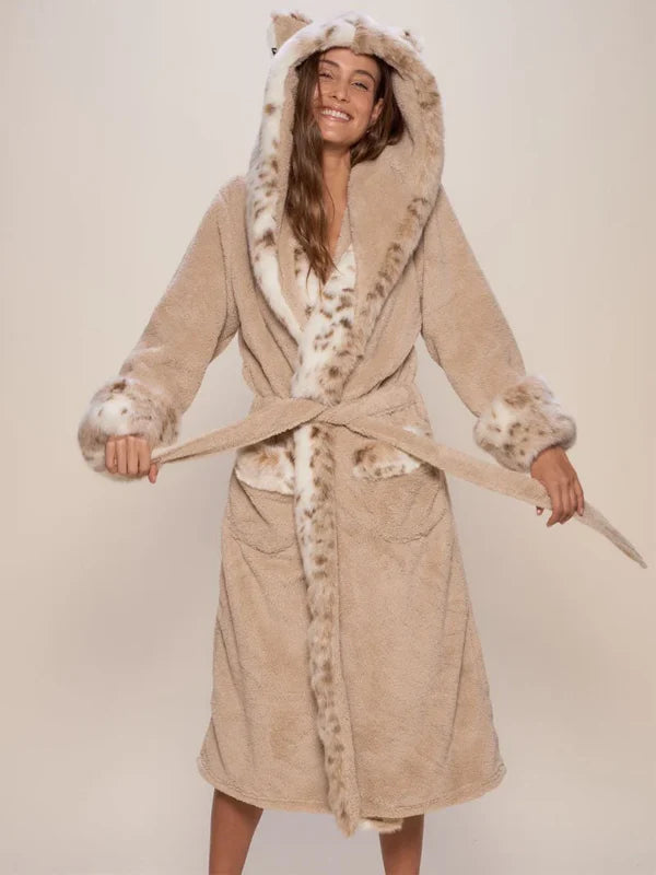 Snow-Leopard-Beige-Faux-Fur-Robe