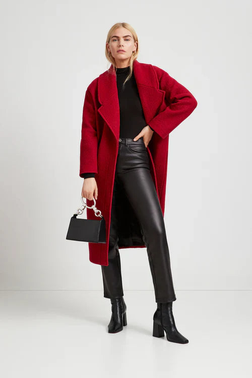 Soft wool coat autumn look