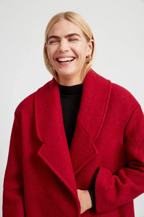Tailored wool coat for women