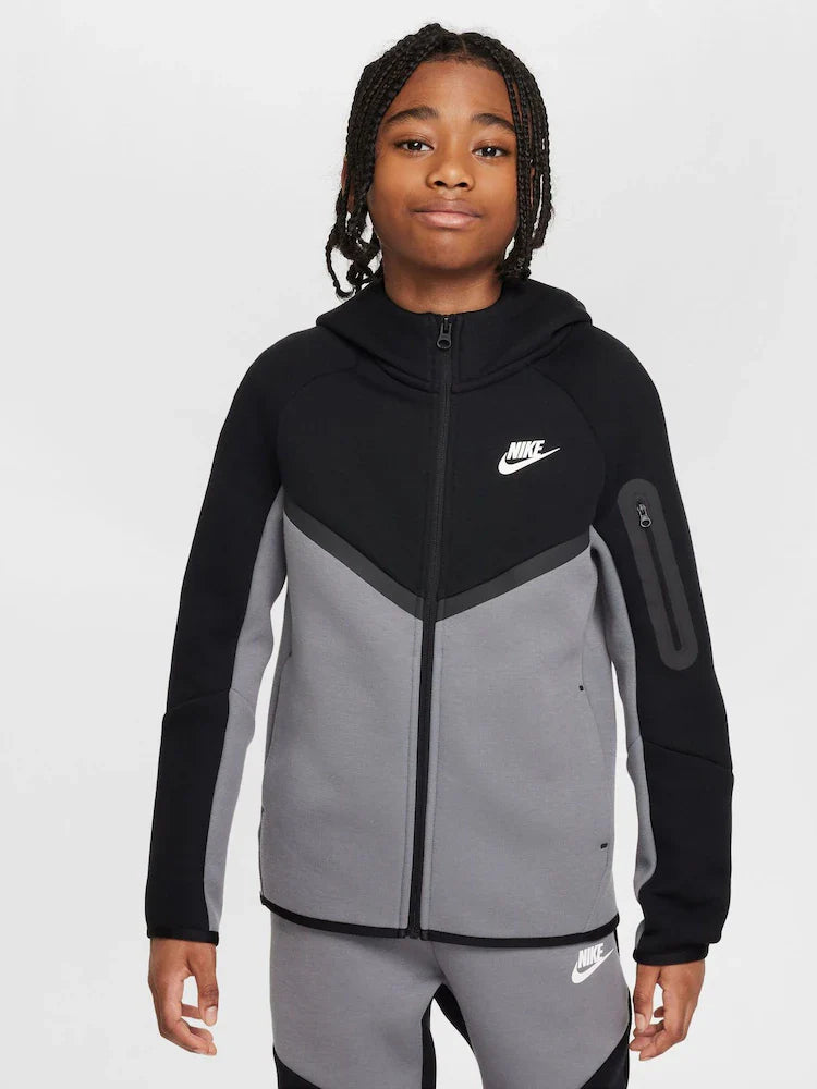 Women's Nike black and grey jacket