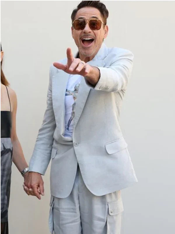 the-Stella-McCartney-show-2023-Robert-Downey-Jr.-Grey-Suit