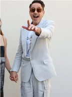 the-Stella-McCartney-show-2023-Robert-Downey-Jr.-Grey-Suit