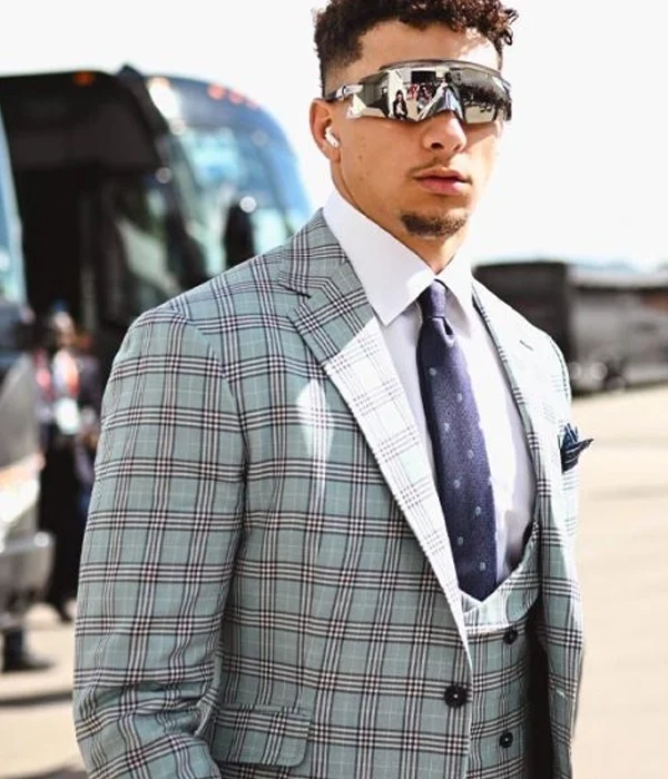 Patrick-Mahomes-Gray-Checkerd-Suit