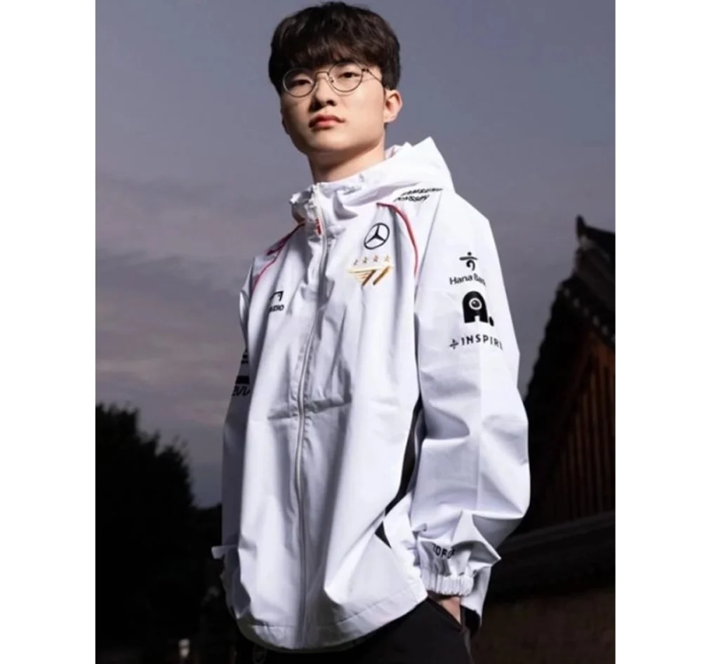 T1-2024-Worlds-White-Jacket