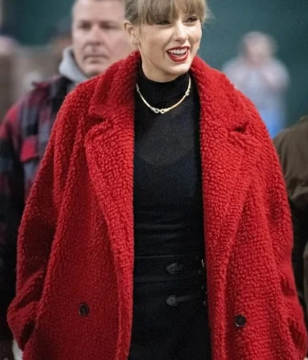 Taylor-Swift-Teddy-Coat